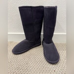 Bearpaw boots size 11